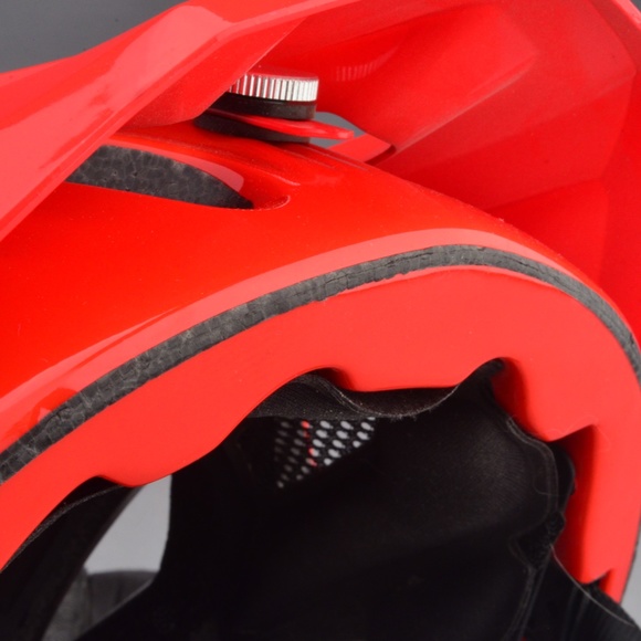 7iDP M4 Helmet Size: Small/Medium - Picture 13 of 16